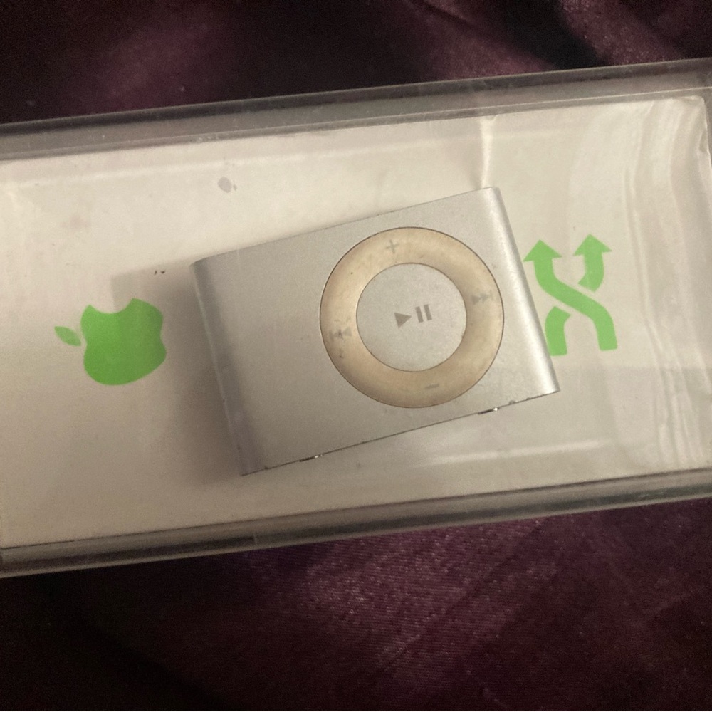 COPY - 2nd generation IPod shuffle